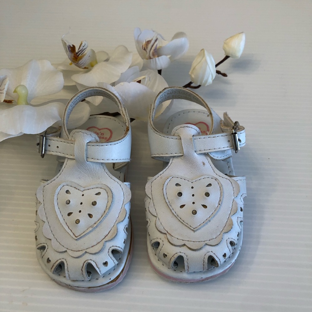 stix'n stones Baby Girls White Sandal Size  5